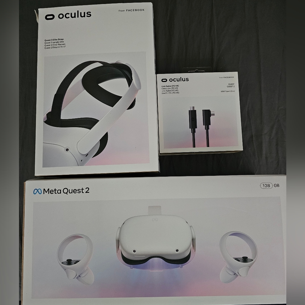 Quest 2 Empty Box, Elite Strap Empty Box and Link Cable Empty Box.